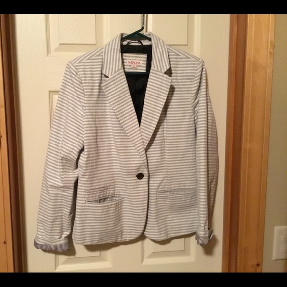 Jacket/Blazer - Picture 2 of 10